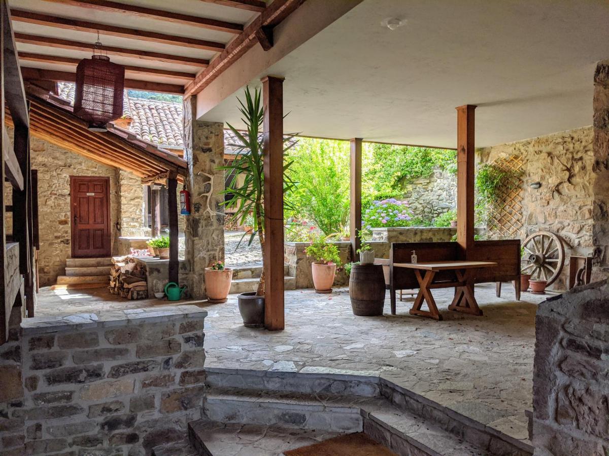 Olmares Terrace Apartment - Picos De Europa Lomeña エクステリア 写真